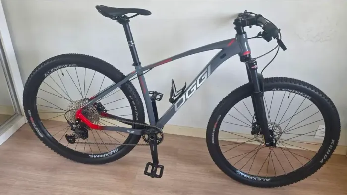 Bicicleta OGGI 7.2