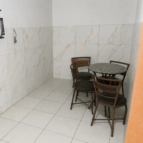 Mesa 4 cadeiras pedra granito