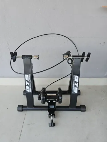 Rolo de treino de bike GTS