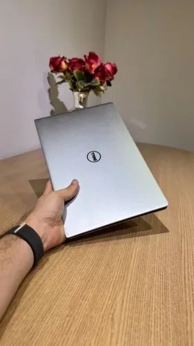 Notebook Dell XPS i7 8Gb 256Gb SSD NVMe QHD+ (Garantia)