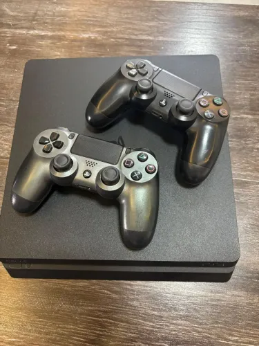 PS4 Slim 1TB