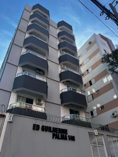Linda Kitnet Próximo a UEM