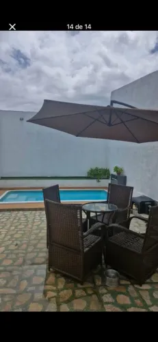 Casa com Piscina 
