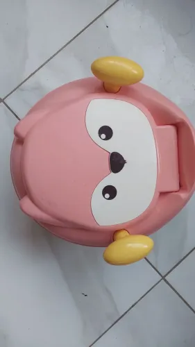 Troninho Menina Raposa Rosa e redutor de vaso infantil