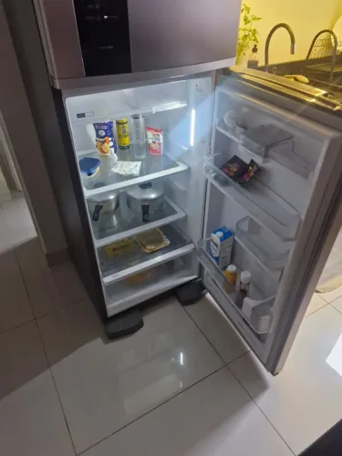 Geladeira Brastemp inox Frost Free, 385 Litros, 220v