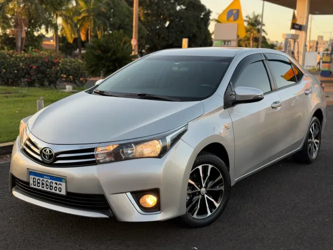 Toyota Corolla GLI 1.8 Flex 16V Aut. 2016