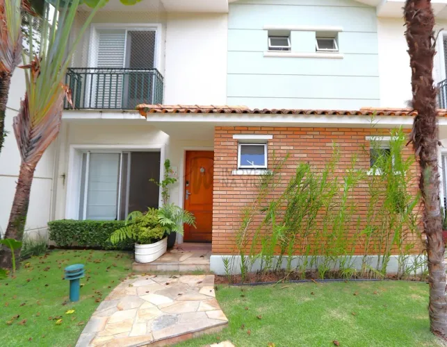 Casa em condomínio à venda na Aclimação - 3 dormitórios - 2 vagas