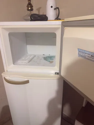Geladeira 500,00