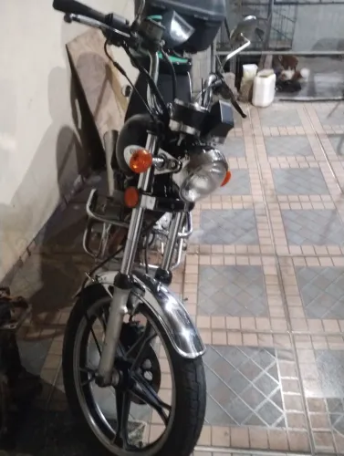 Moto muito boa,