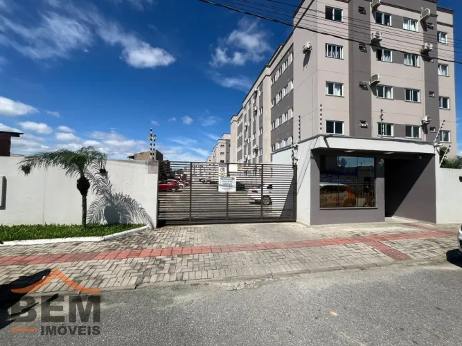 Apartamento para alugar com 2 quartos e 42 m² no bairro Murta, em Itajaí
