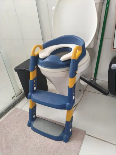 Assento redutor infantil com escada