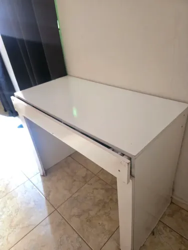 Mesa escrivaninha