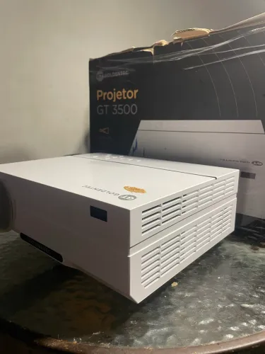 Projetor goldentech GT3500