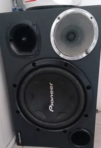 Caixa trio pioneer com módulo semi novo