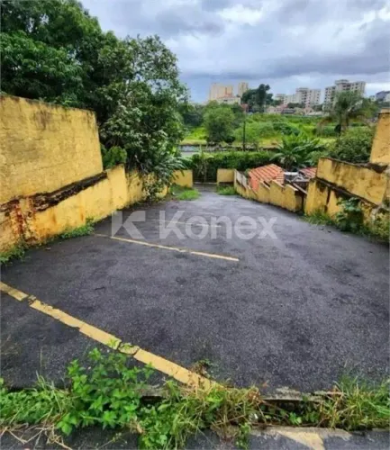 Terreno Comercial à venda ou para alugar com 353 m² em Santana, São Paulo