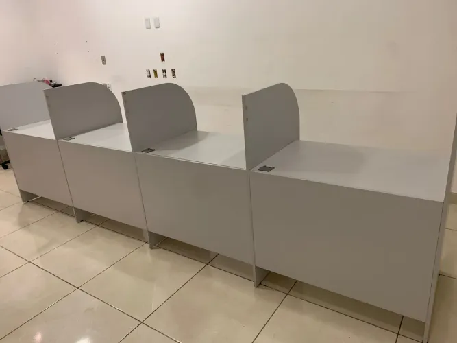 Estação de trabalho com 4 baias !!