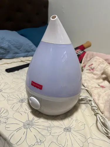 Vendo umidificador de ar,usado apenas duas vezes.