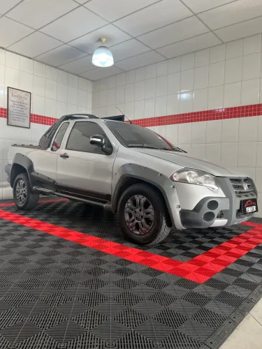 Fiat Strada Adventure 1.8/ 1.8 Locker Flex CE 2010