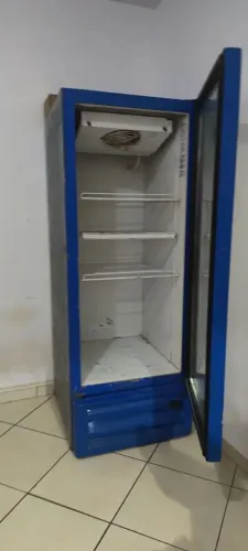 Geladeira espositora