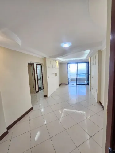 Apartamento de 120 m² com Vista para o Mar na Praia de Itaparica
