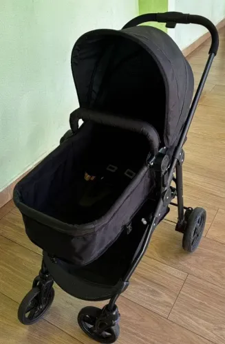 Carrinho de bebê + bebê conforto + cadeira de descanso