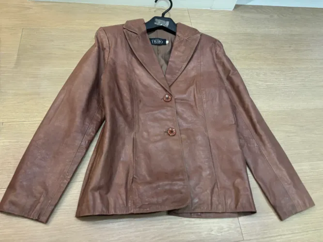 Jaqueta de Couro TRIBO Original - Couro Legítimo | Clássica e Elegante