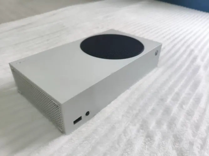 Xbox Series S Impecável + Caixa Original + 1 Controles | Estado de Novo