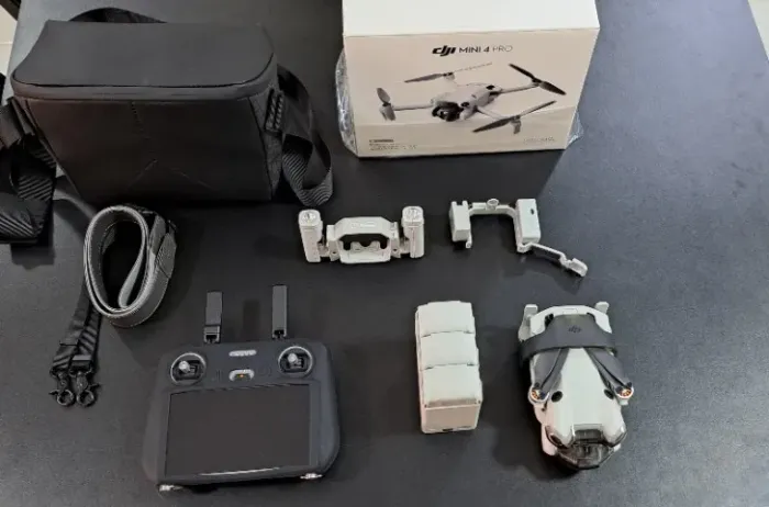 DRONE DJI MINI 4PRO COMBO