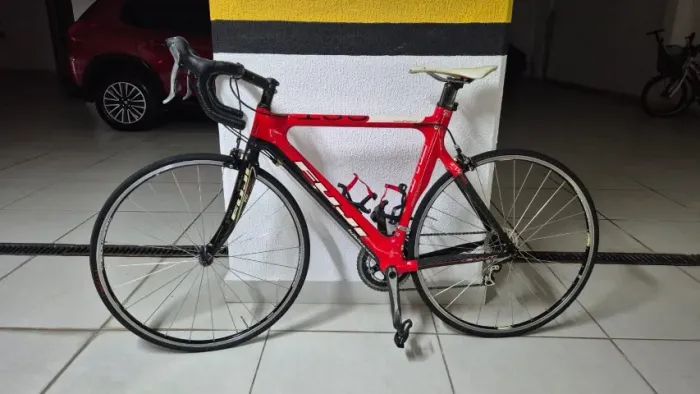 Bicicleta FUJI Speed Road Full Carbono - ULTEGRA - TAM 54