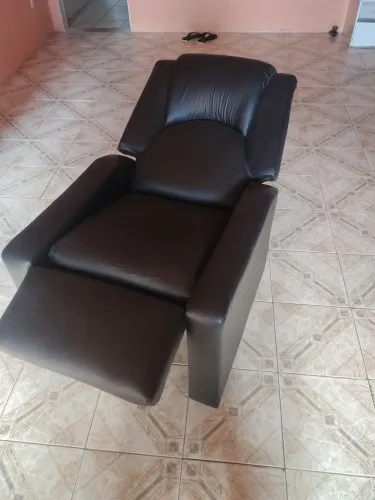 Poltrona reclinável muito confortável 