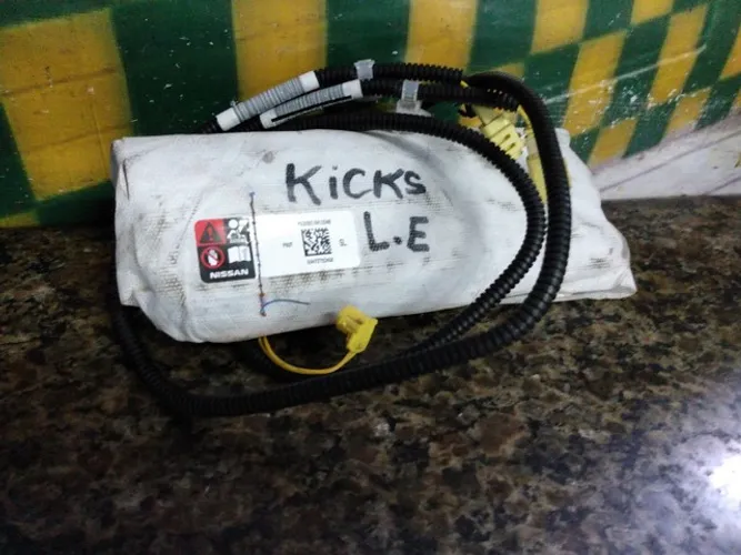 Airbag banco lado esquerdo Nissan kicks 