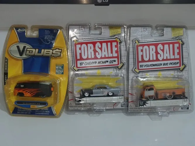 Carrinho Jada 1/64 - Não é Hotwheels