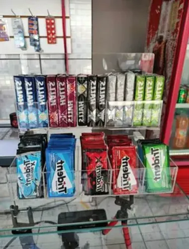 Expositor de acrilico para Halls, Traydent , cigarros e etc