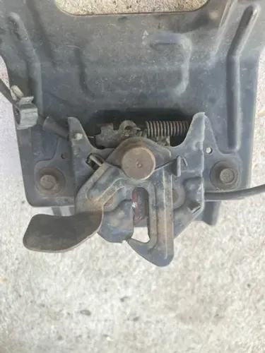 fechadura do capo kia bongo 2,5/8v original