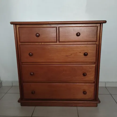 COMODA MADEIRA NOBRE / MACICA COM  6 GAVETAS
