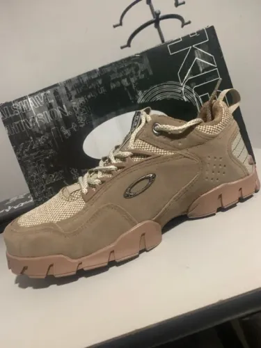 Tênis Oakley Masculino 42