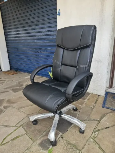 Suporta 200kg - Cadeira de escritório premium presidente NOVA com garantia e parcelamento
