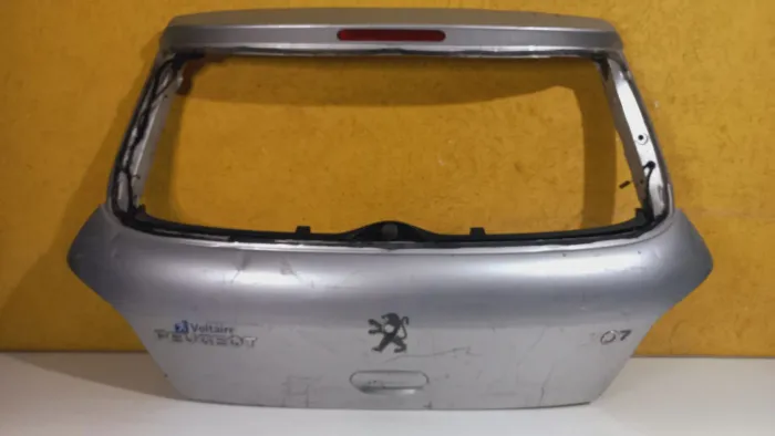 Tampa traseira Peugeot 307 2003 2004 2005 2006 2007 2008 2009 2010 2011 