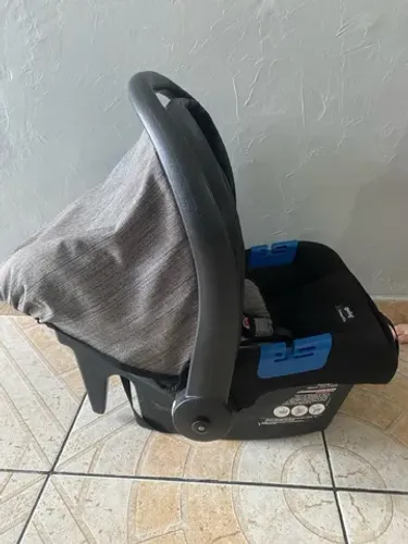 Bebê Conforto com base burigotto