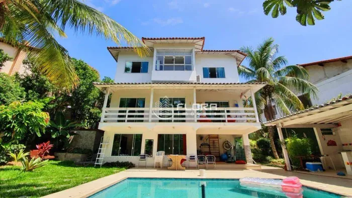Casa com 6 dormitórios à venda, 277 m² por R$ 1.050.000,00 - Mata Paca - Niterói/RJ