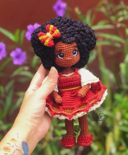 Boneca Ayana Amigurumi Crochê 