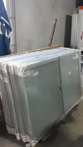 Janela alumínio branco 1X1.5m duas folhas com vidro liso incolor