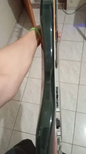 Baixo Strinberg 4 cordas + capa 