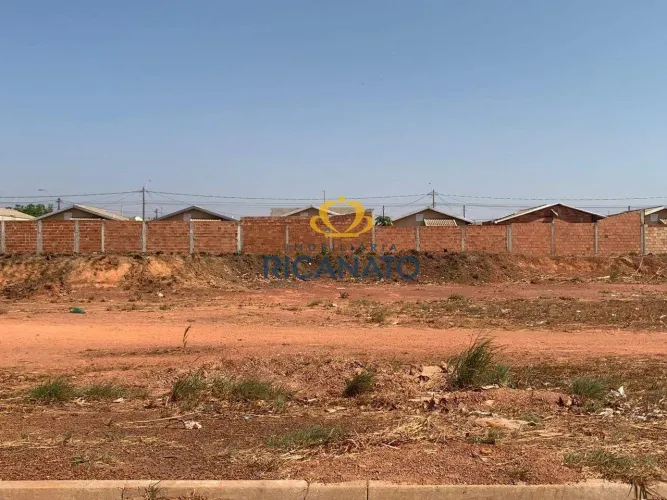 LOTE NA QUADRA JARDIM VITÓRIA II