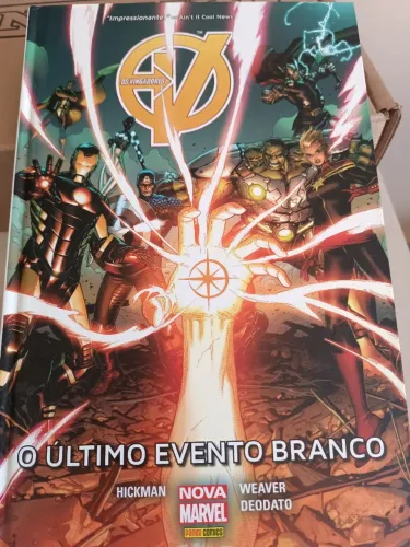 HQ - capa dura - Os Vingadores - O Último Evento Branco