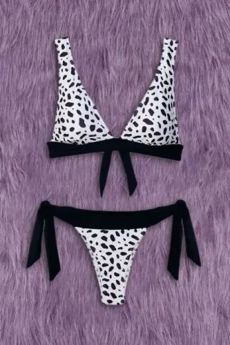 Bikini Novo/ Sem uso branco e preto