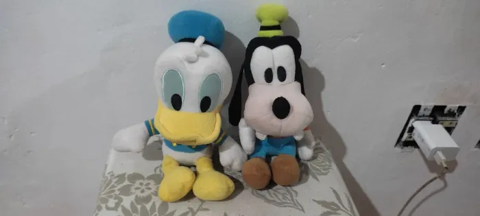 Pelúcias do Pato Donald e Pateta