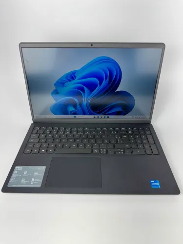 Dell Inspiron 3520 - i5 12ªth - SSD 256 GB - 8 GB RAM - 15? FHD