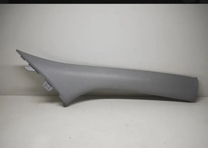 Moldura Interno Direito Coluna 858202s000 Hyundai Ix35 2015 (Usado)