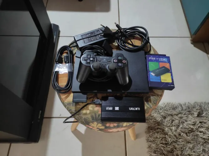 PlayStation 2, Play 2, PS2 Memory Card, 2 controles e 80 jogos.